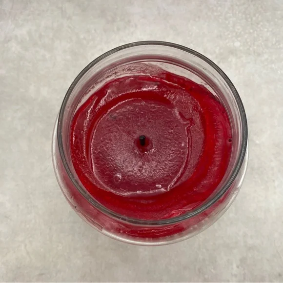 Yankee Candle Red Berry And Cedar 22 Oz Holiday Christmas Partially Used - Picture 3 of 9